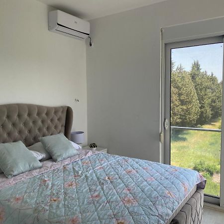 Rasi Luxury Apartments Улцин Екстериор снимка