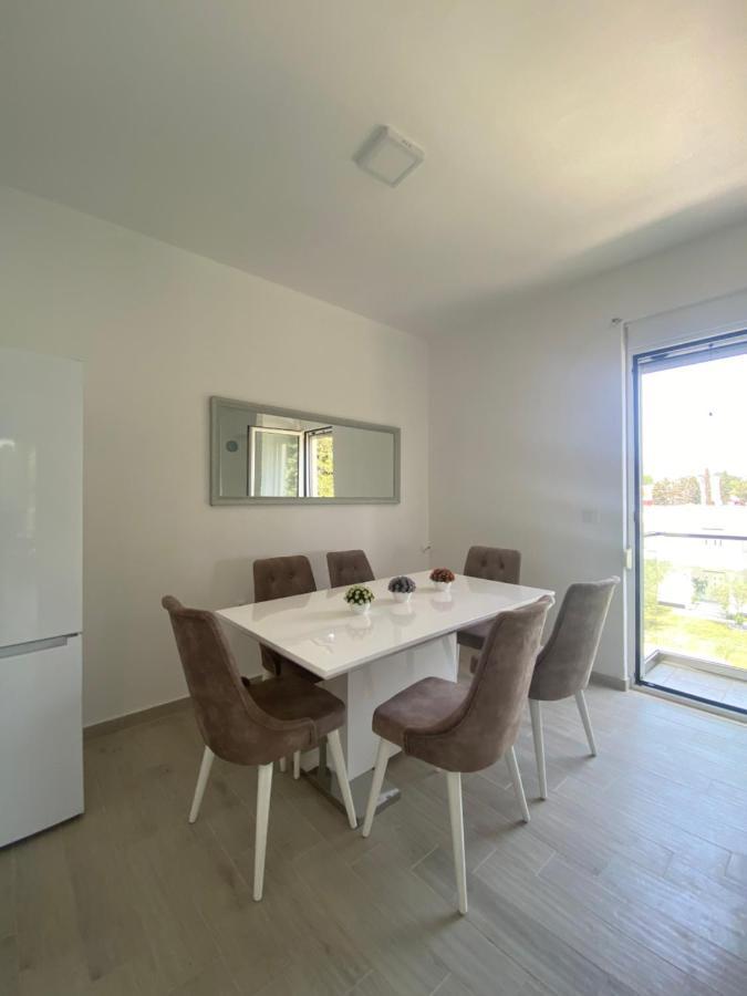 Rasi Luxury Apartments Улцин Екстериор снимка
