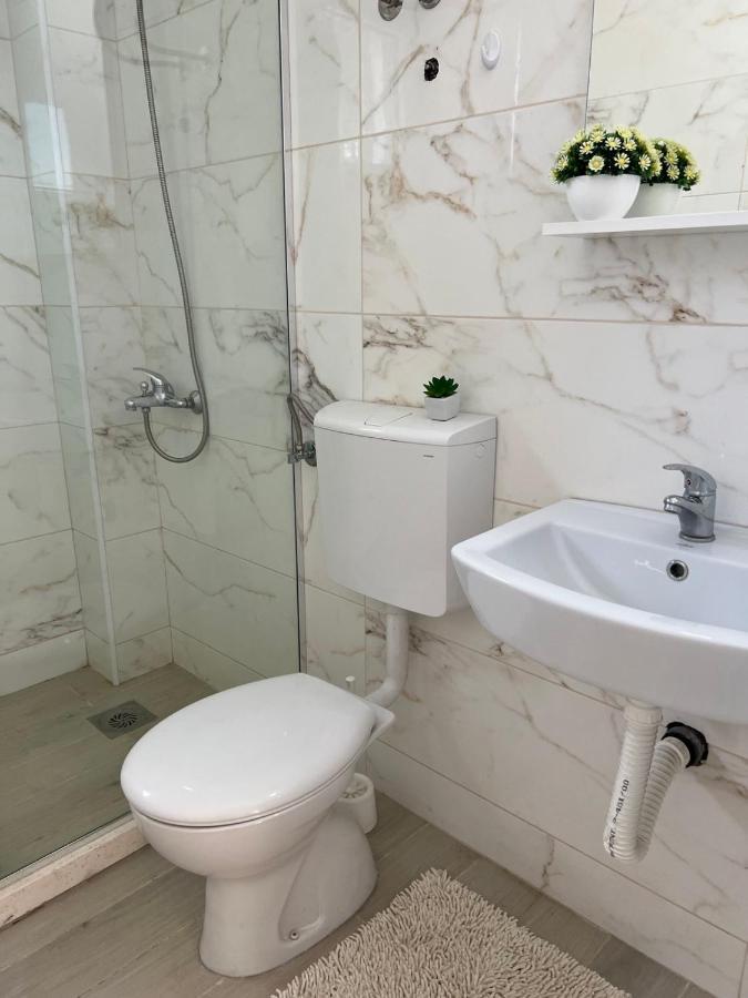 Rasi Luxury Apartments Улцин Екстериор снимка